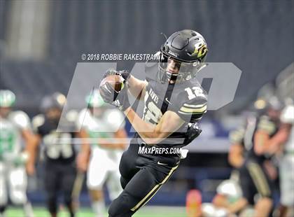 Thumbnail 2 in Pleasant Grove vs. Cuero (UIL 4A Division 2 Championship) photogallery.