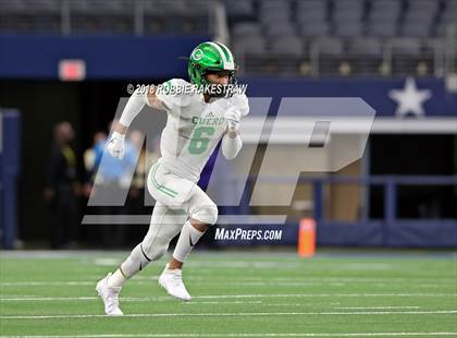 Thumbnail 3 in Pleasant Grove vs. Cuero (UIL 4A Division 2 Championship) photogallery.