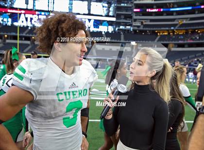 Thumbnail 1 in Pleasant Grove vs. Cuero (UIL 4A Division 2 Championship) photogallery.