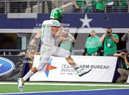 Thumbnail 1 in Pleasant Grove vs. Cuero (UIL 4A Division 2 Championship) photogallery.