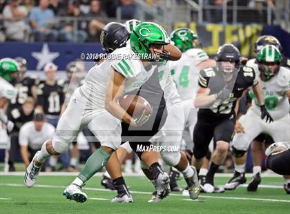 Thumbnail 3 in Pleasant Grove vs. Cuero (UIL 4A Division 2 Championship) photogallery.