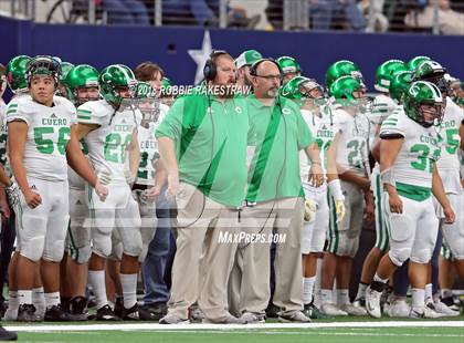 Thumbnail 1 in Pleasant Grove vs. Cuero (UIL 4A Division 2 Championship) photogallery.