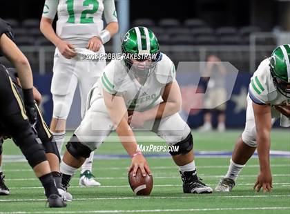 Thumbnail 2 in Pleasant Grove vs. Cuero (UIL 4A Division 2 Championship) photogallery.