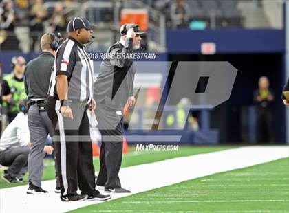 Thumbnail 3 in Pleasant Grove vs. Cuero (UIL 4A Division 2 Championship) photogallery.