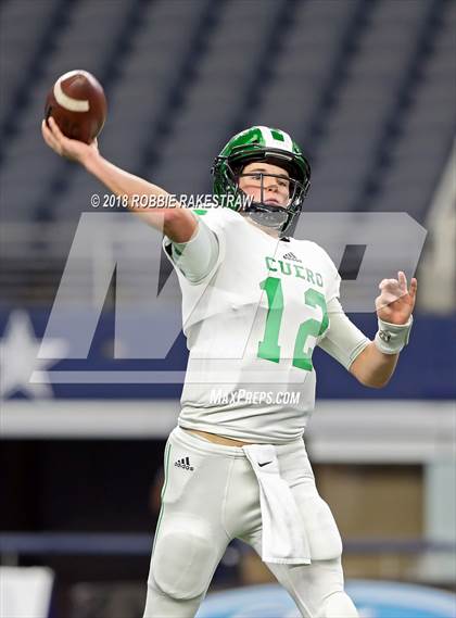 Thumbnail 2 in Pleasant Grove vs. Cuero (UIL 4A Division 2 Championship) photogallery.