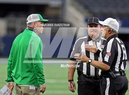 Thumbnail 1 in Pleasant Grove vs. Cuero (UIL 4A Division 2 Championship) photogallery.