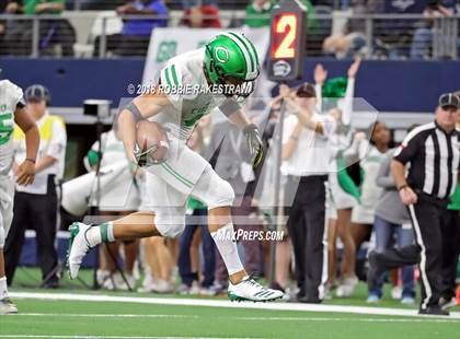 Thumbnail 3 in Pleasant Grove vs. Cuero (UIL 4A Division 2 Championship) photogallery.