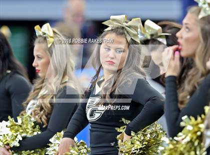 Thumbnail 2 in Pleasant Grove vs. Cuero (UIL 4A Division 2 Championship) photogallery.