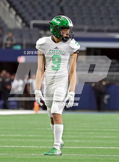 Thumbnail 1 in Pleasant Grove vs. Cuero (UIL 4A Division 2 Championship) photogallery.