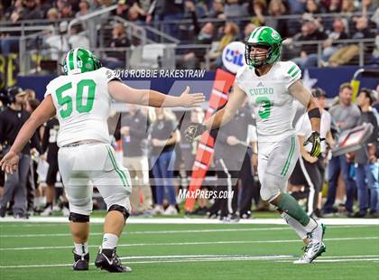 Thumbnail 2 in Pleasant Grove vs. Cuero (UIL 4A Division 2 Championship) photogallery.