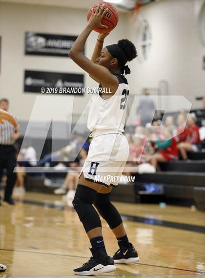 Thumbnail 3 in Chilton County @ Helena photogallery.