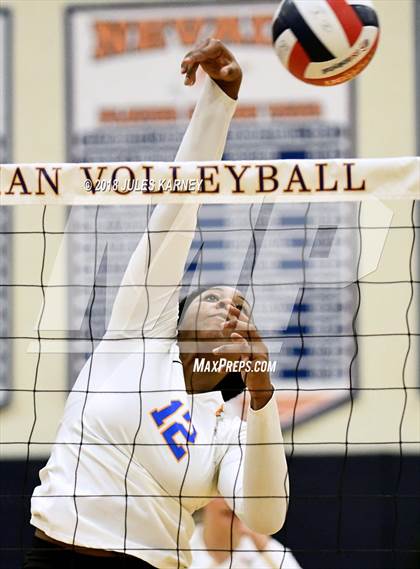 Thumbnail 1 in Clark vs Bishop Gorman photogallery.