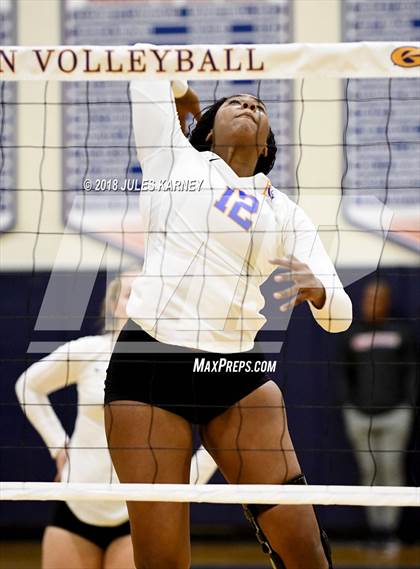 Thumbnail 3 in Clark vs Bishop Gorman photogallery.