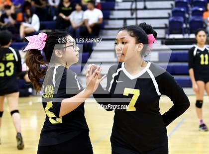 Thumbnail 1 in Clark vs Bishop Gorman photogallery.