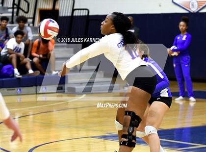 Thumbnail 2 in Clark vs Bishop Gorman photogallery.