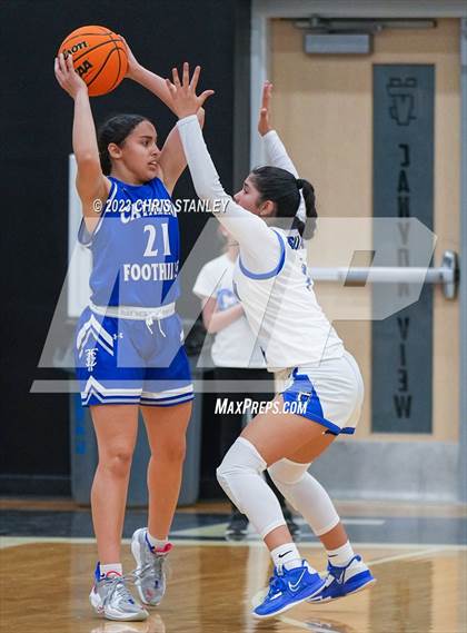 Thumbnail 3 in Catalina Foothills @ Canyon View (AIA-5A Semifinals) photogallery.