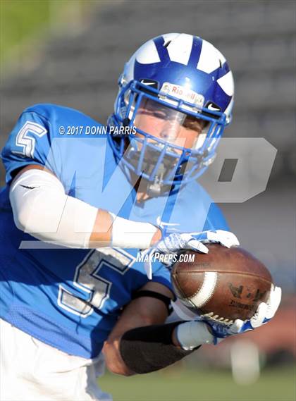 Thumbnail 1 in San Dimas vs. Bonita (Smudge Pot Game) photogallery.