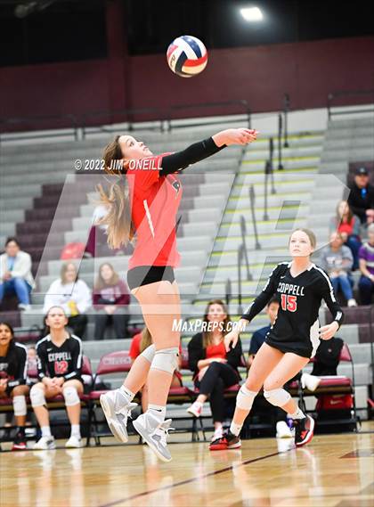 Thumbnail 2 in Coppell @ Plano photogallery.