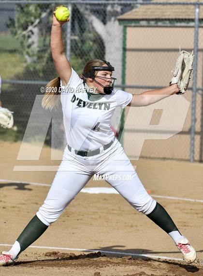 Thumbnail 2 in Golden @ D'Evelyn Softball photogallery.