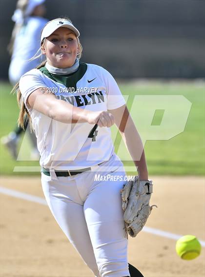 Thumbnail 3 in Golden @ D'Evelyn Softball photogallery.