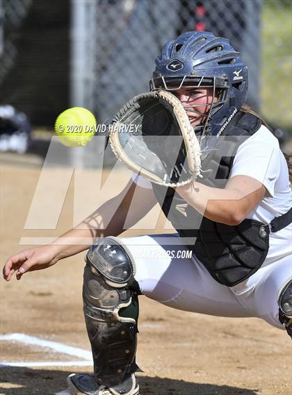 Thumbnail 3 in Golden @ D'Evelyn Softball photogallery.