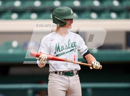 Thumbnail 3 in 42nd Annual FACA North All-Stars vs South All-Stars photogallery.