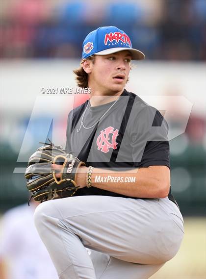 Thumbnail 2 in 42nd Annual FACA North All-Stars vs South All-Stars photogallery.
