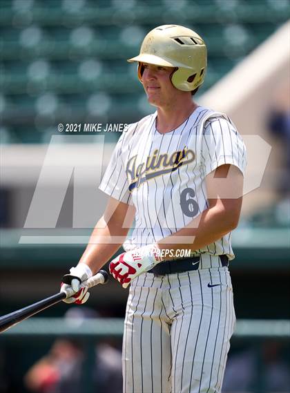 Thumbnail 1 in 42nd Annual FACA North All-Stars vs South All-Stars photogallery.