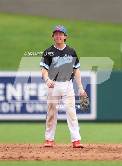Thumbnail 3 in 42nd Annual FACA North All-Stars vs South All-Stars photogallery.
