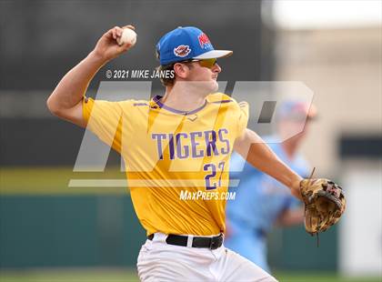 Thumbnail 2 in 42nd Annual FACA North All-Stars vs South All-Stars photogallery.
