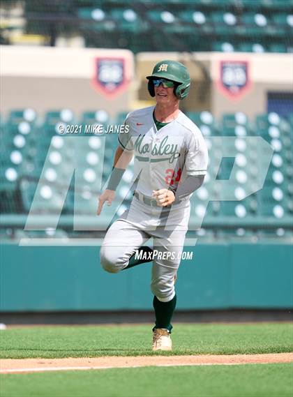 Thumbnail 1 in 42nd Annual FACA North All-Stars vs South All-Stars photogallery.