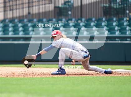 Thumbnail 2 in 42nd Annual FACA North All-Stars vs South All-Stars photogallery.