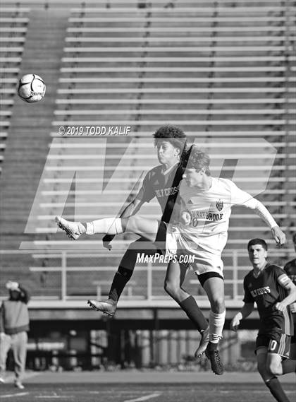Thumbnail 2 in Old Saybrook vs Holy Cross (CIAC Class S Championship) photogallery.