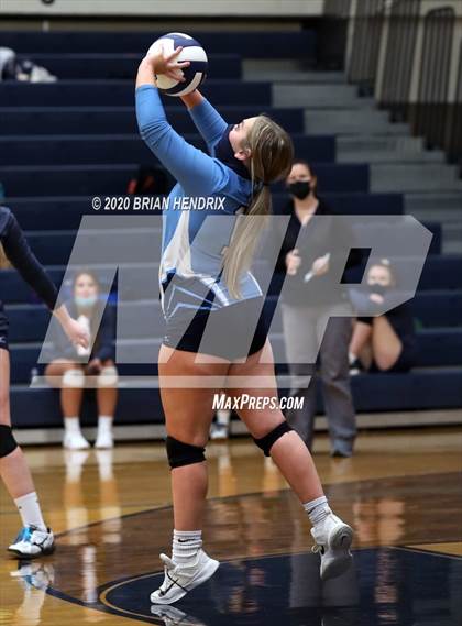Thumbnail 3 in Foard @ East Burke photogallery.