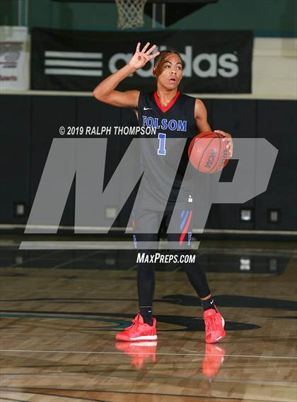 Thumbnail 3 in College Park vs. Folsom (Adidas Challenge) photogallery.
