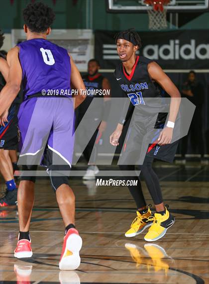 Thumbnail 2 in College Park vs. Folsom (Adidas Challenge) photogallery.