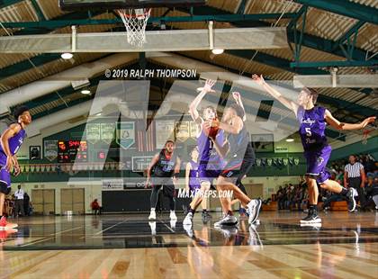 Thumbnail 3 in College Park vs. Folsom (Adidas Challenge) photogallery.