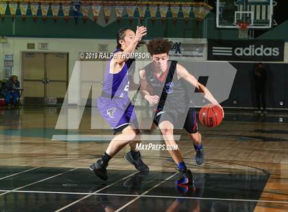 Thumbnail 3 in College Park vs. Folsom (Adidas Challenge) photogallery.