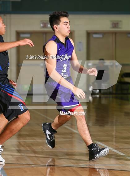 Thumbnail 3 in College Park vs. Folsom (Adidas Challenge) photogallery.