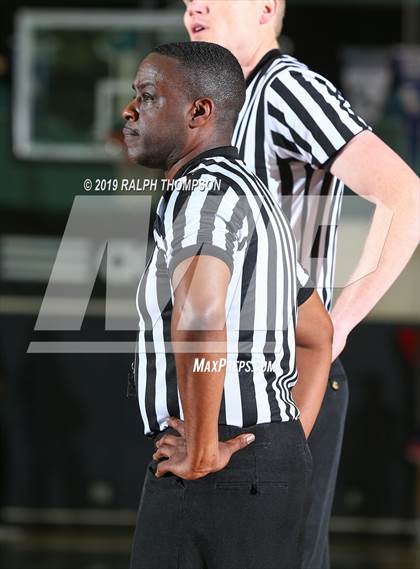 Thumbnail 2 in College Park vs. Folsom (Adidas Challenge) photogallery.