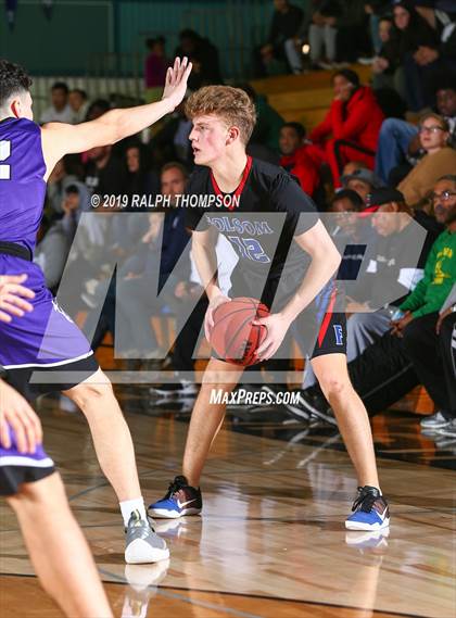 Thumbnail 3 in College Park vs. Folsom (Adidas Challenge) photogallery.