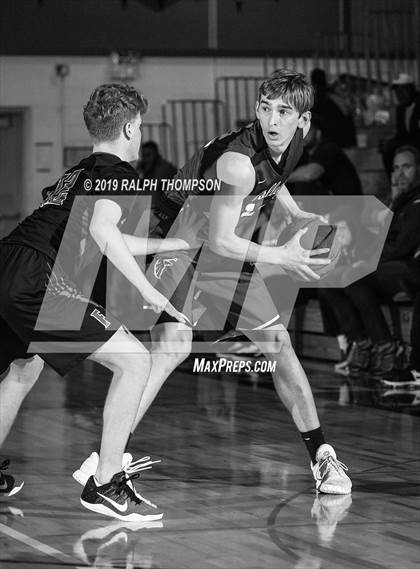 Thumbnail 3 in College Park vs. Folsom (Adidas Challenge) photogallery.