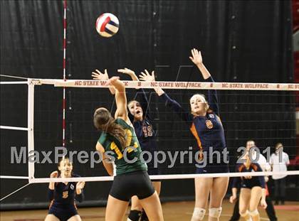 Thumbnail 3 in Northeastern vs Starmount (NCHSAA 2A Final) photogallery.