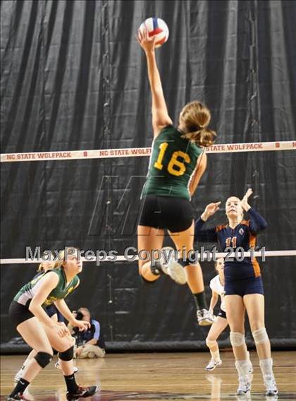 Thumbnail 3 in Northeastern vs Starmount (NCHSAA 2A Final) photogallery.