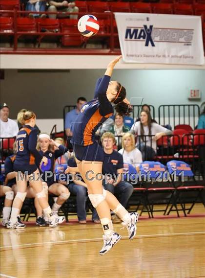 Thumbnail 2 in Northeastern vs Starmount (NCHSAA 2A Final) photogallery.