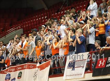 Thumbnail 1 in Northeastern vs Starmount (NCHSAA 2A Final) photogallery.