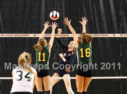 Thumbnail 2 in Northeastern vs Starmount (NCHSAA 2A Final) photogallery.