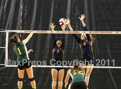Thumbnail 1 in Northeastern vs Starmount (NCHSAA 2A Final) photogallery.