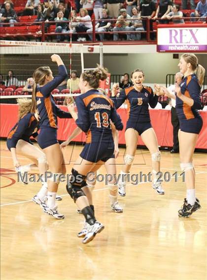 Thumbnail 1 in Northeastern vs Starmount (NCHSAA 2A Final) photogallery.