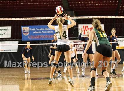 Thumbnail 2 in Northeastern vs Starmount (NCHSAA 2A Final) photogallery.
